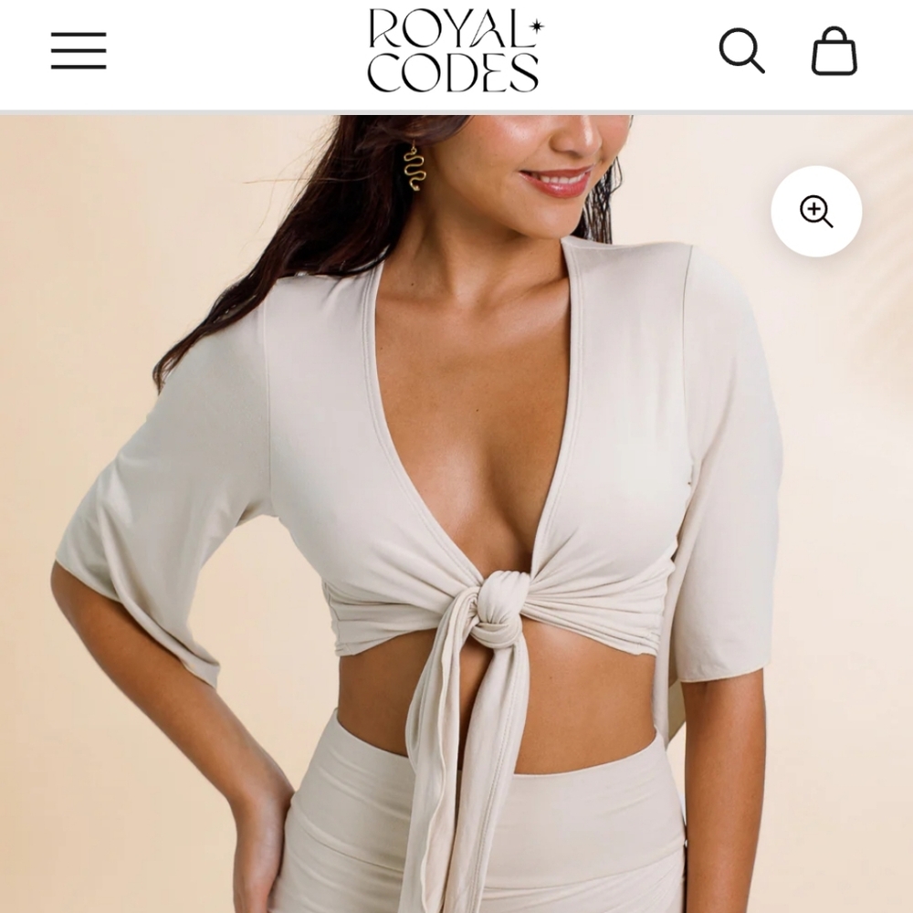 Royal Codes 5-way Geisha Top